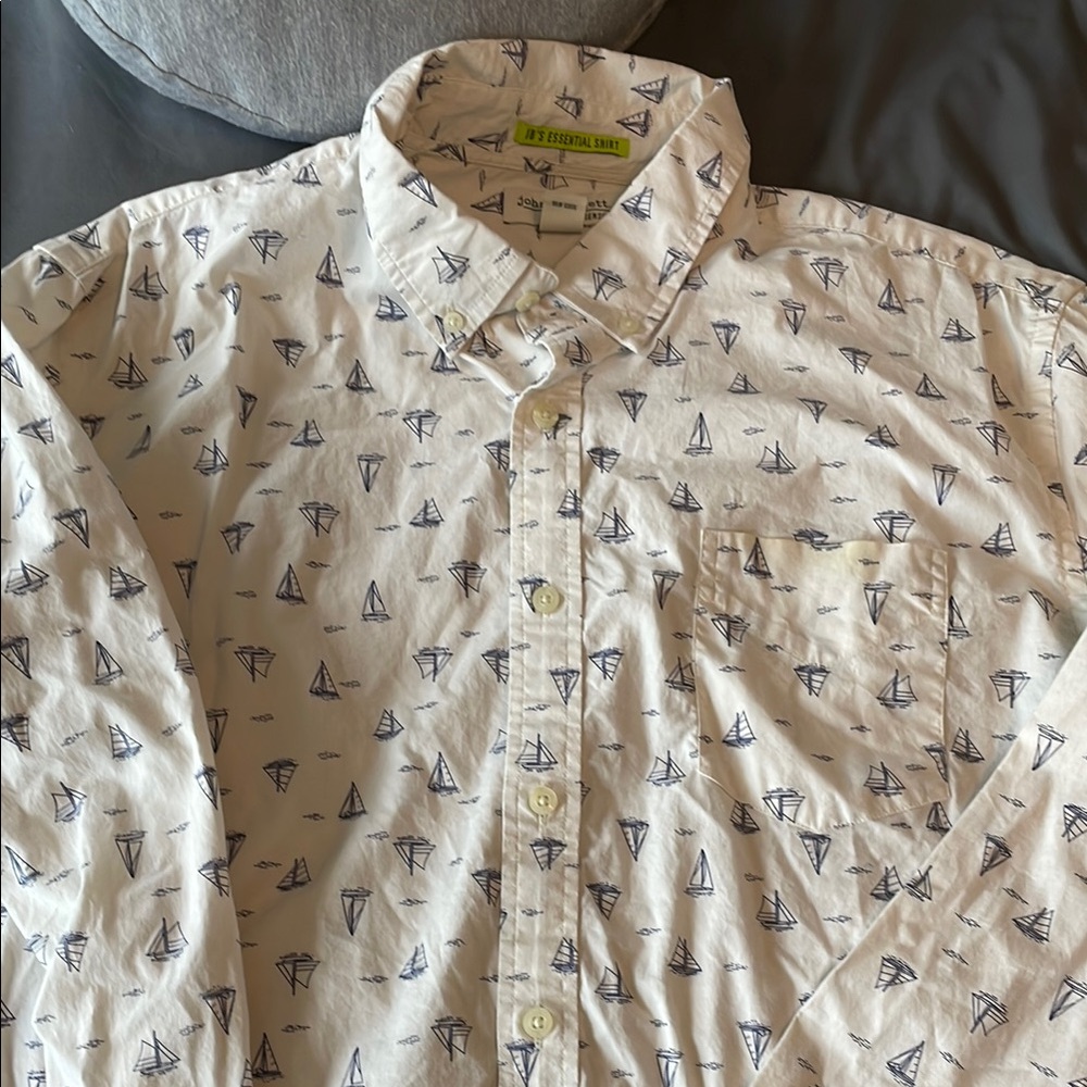 White and Blue Casual Button Down Shirt with Geometric Print